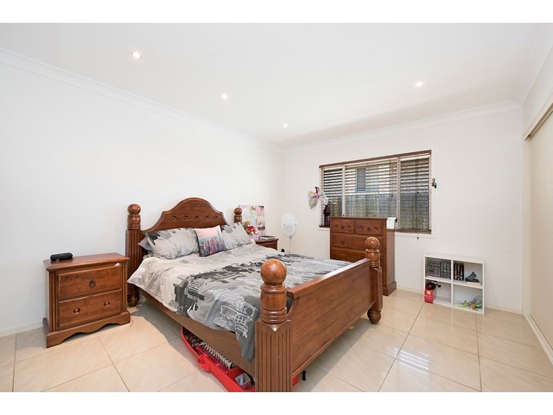 18 Cullen Drive, Little Mountain QLD 4551