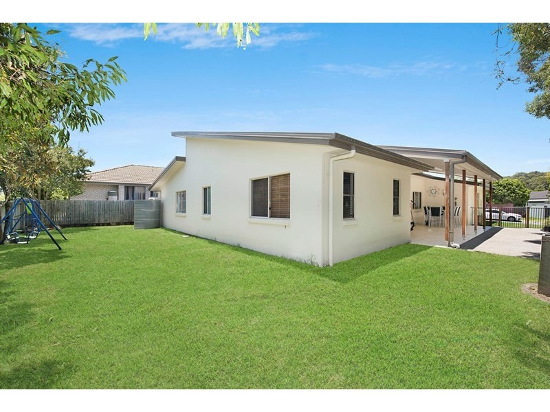 18 Cullen Drive, Little Mountain QLD 4551