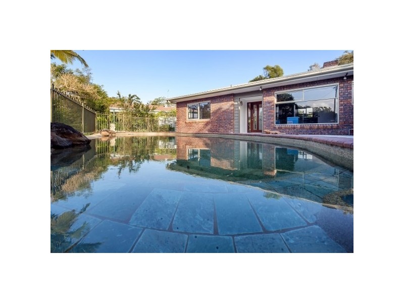 4 Bray Street, Dicky Beach QLD 4551