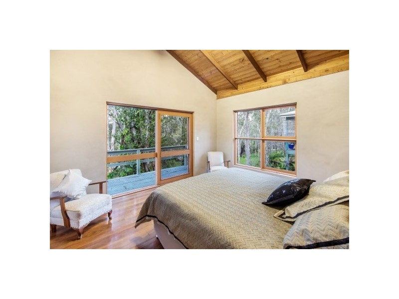 4 Bray Street, Dicky Beach QLD 4551