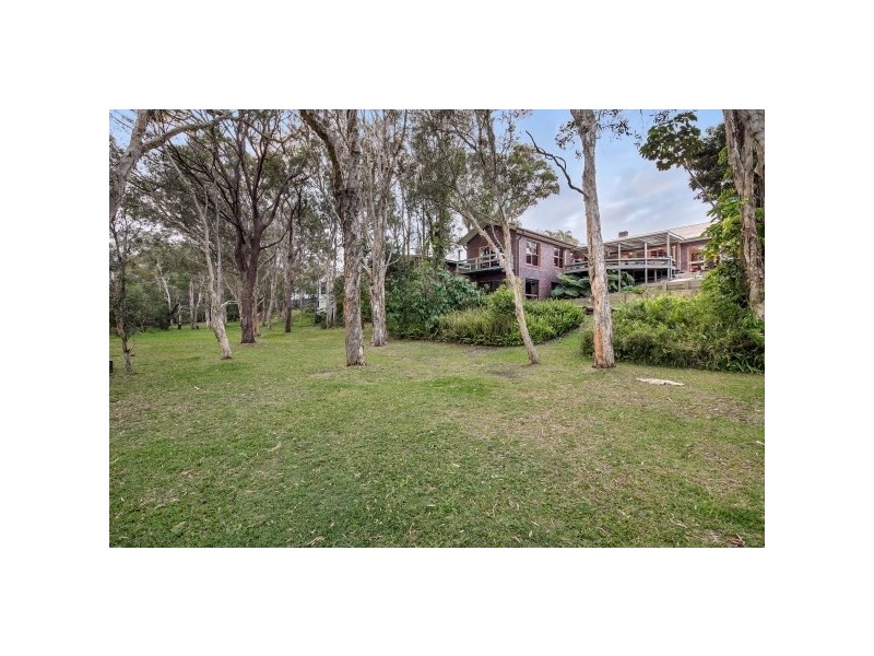4 Bray Street, Dicky Beach QLD 4551