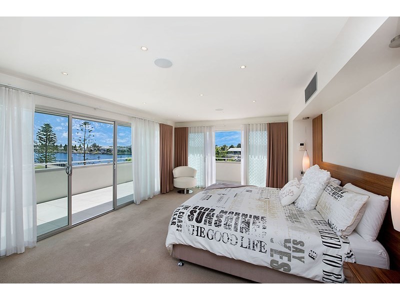 31 Artunga Place, Pelican Waters QLD 4551