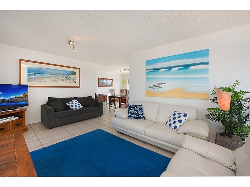 Unit 18 ‘Resort Estoril’ 38 McIlwraith Street, Moffat Beach QLD 4551