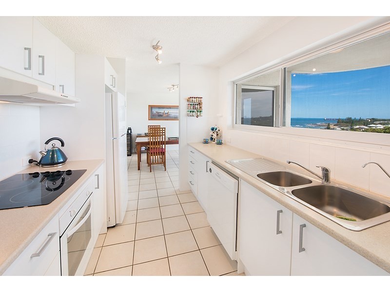 Unit 18 ‘Resort Estoril’ 38 McIlwraith Street, Moffat Beach QLD 4551