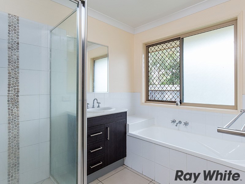 17 Daniella Drive, Marsden QLD 4132
