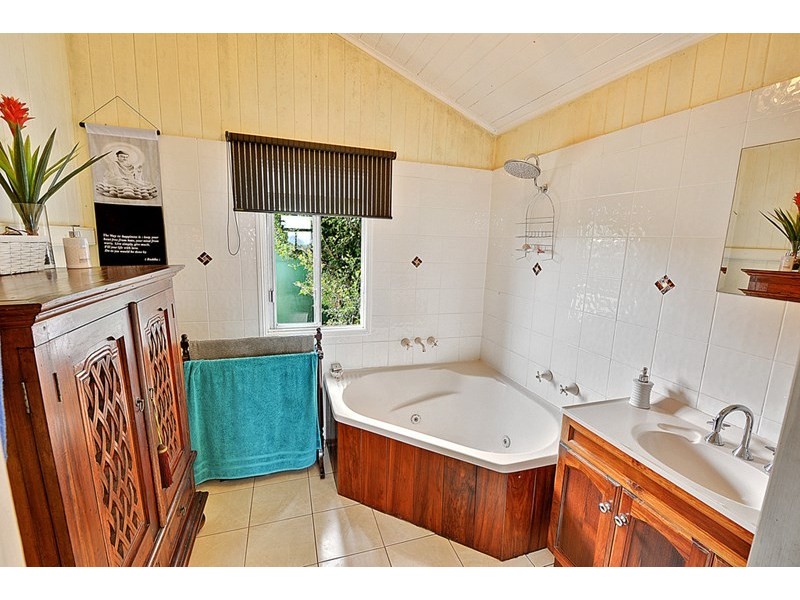 29 Alfs Road, Bald Knob QLD 4552