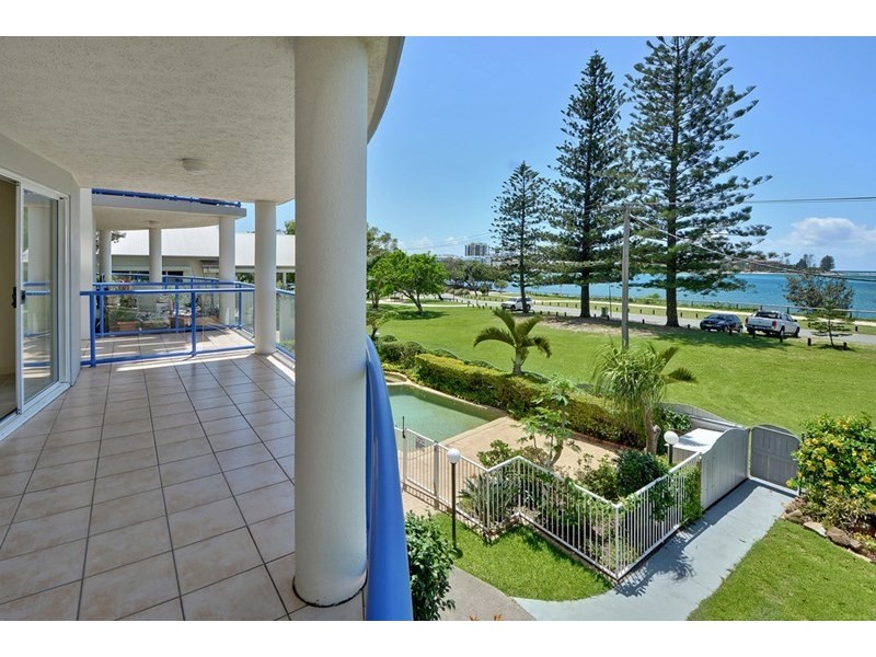 Unit 3 ‘Pisces’ 27 Landsborough Parade, Golden Beach QLD 4551
