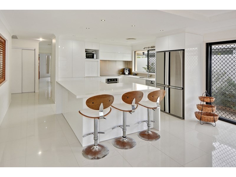 3 Sovereign Circuit, Pelican Waters QLD 4551