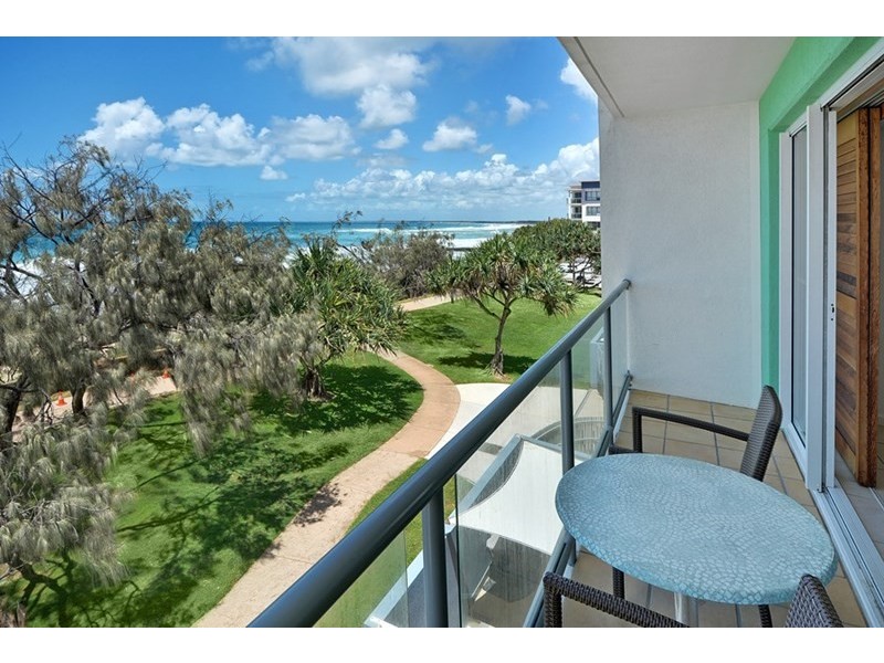 Unit 10 ‘Rolling Surf’ 8 Levuka Avenue, Kings Beach QLD 4551