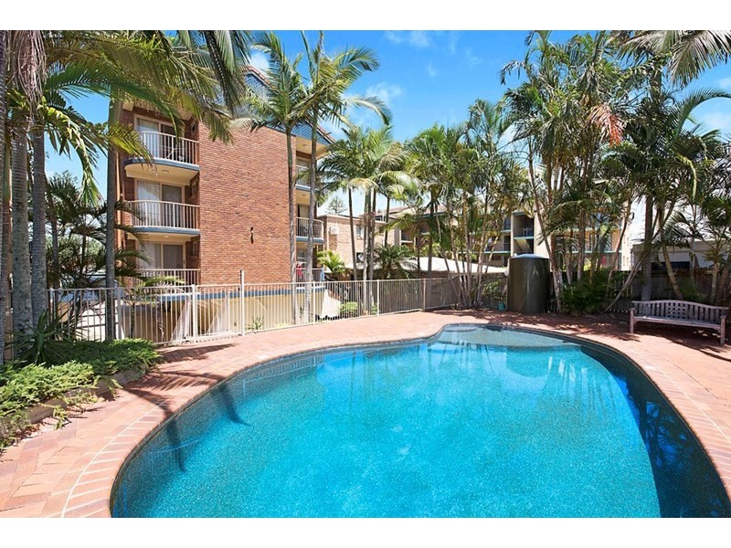 Unit 2 ‘Kookaburra Court’, 22 Bulcock Beach Esplanade, Caloundra QLD 4551