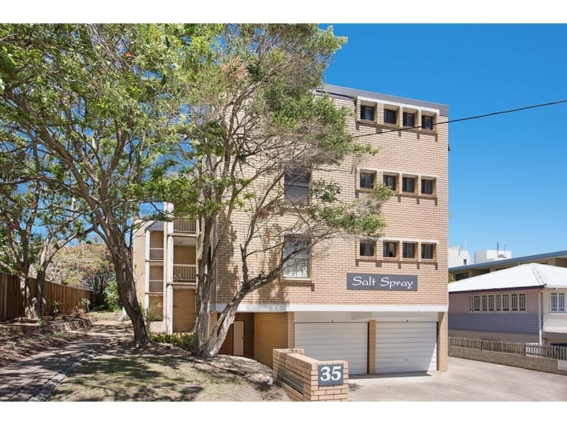 Unit 9 ‘Salt Spray’ 35 Lower Gay Terrace, Caloundra QLD 4551