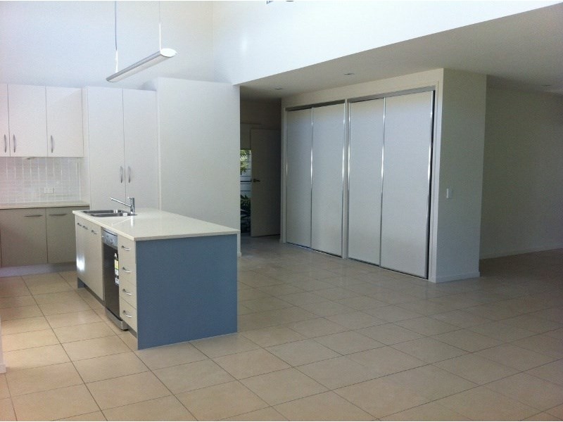 25 The Promenade, Pelican Waters QLD 4551