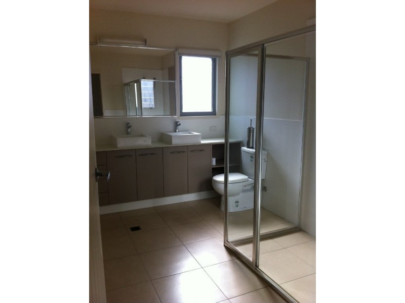 25 The Promenade, Pelican Waters QLD 4551