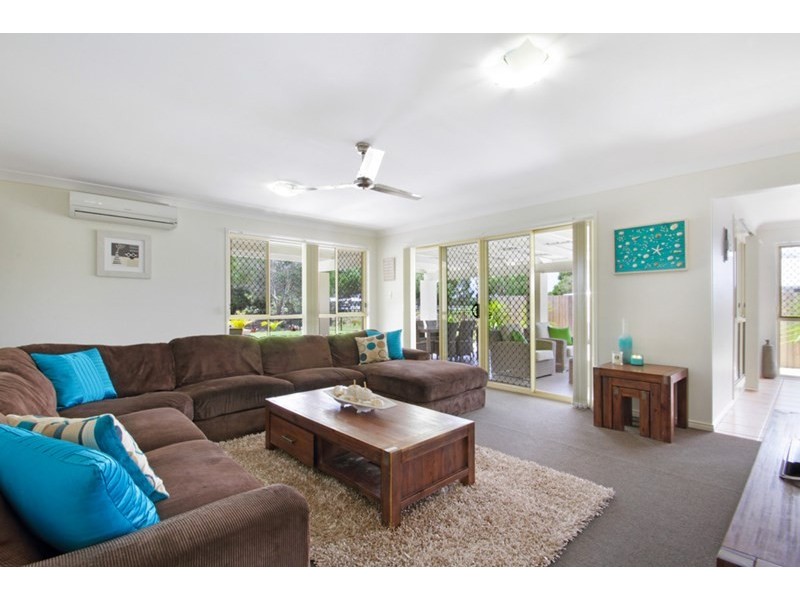 6 Webb Ellis Court, Pelican Waters QLD 4551