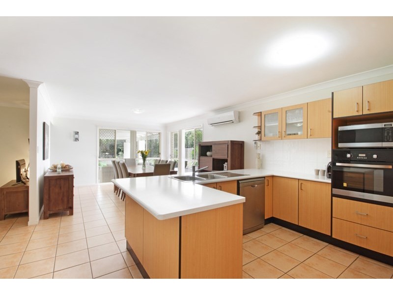 6 Webb Ellis Court, Pelican Waters QLD 4551