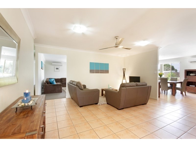 6 Webb Ellis Court, Pelican Waters QLD 4551