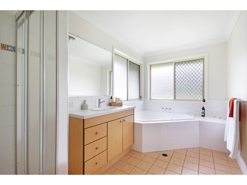 6 Webb Ellis Court, Pelican Waters QLD 4551