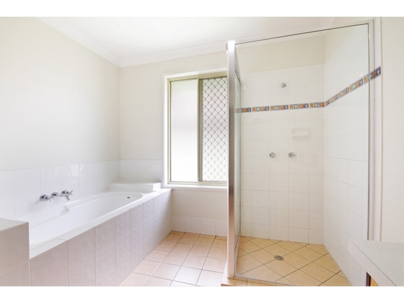 6 Webb Ellis Court, Pelican Waters QLD 4551