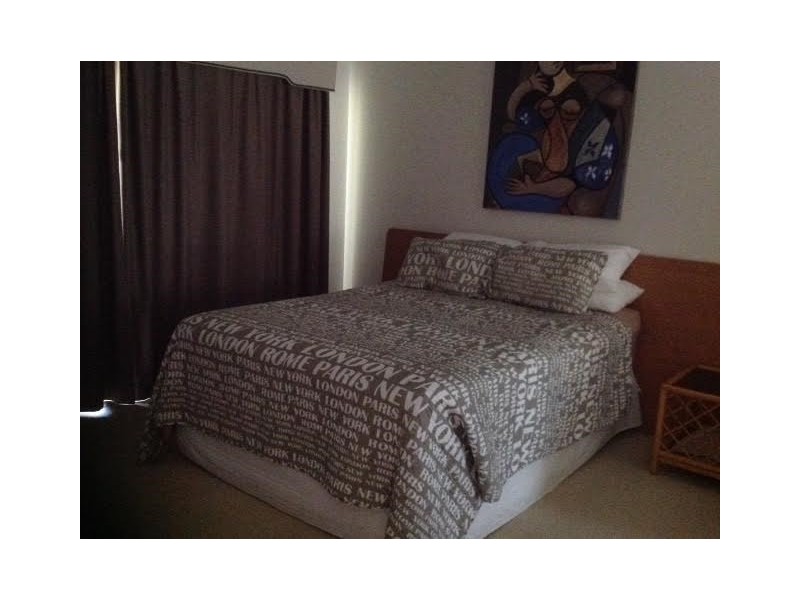 8 Carr Place, Pelican Waters QLD 4551