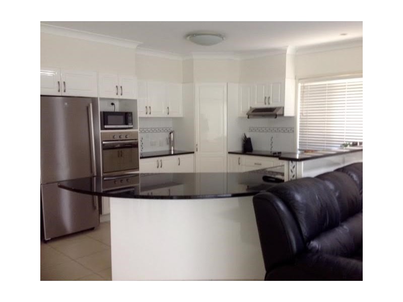 8 Carr Place, Pelican Waters QLD 4551