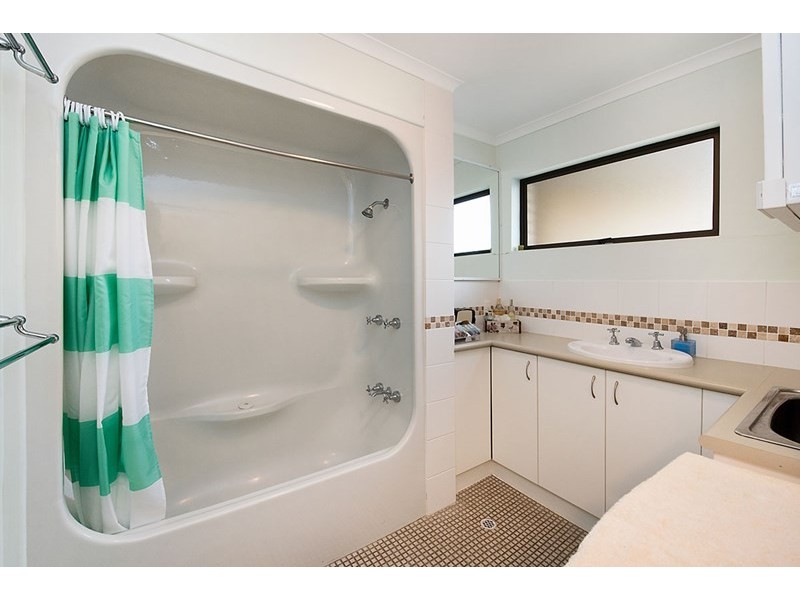 Unit 11, ‘Kabi’ 13 Landsborough Parade, Golden Beach QLD 4551