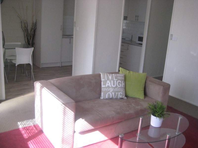 Unit 2, 10 Wavell Avenue, Golden Beach QLD 4551