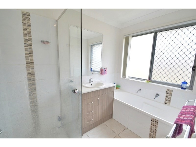 88 Little Mountain Drive, Little Mountain QLD 4551