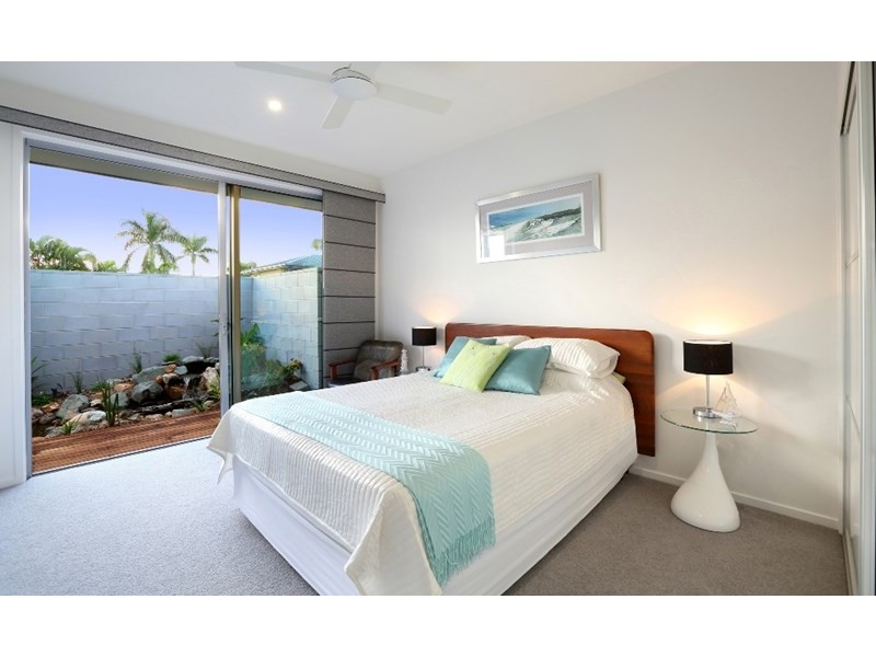 413 Oceanic Drive South, Wurtulla QLD 4575