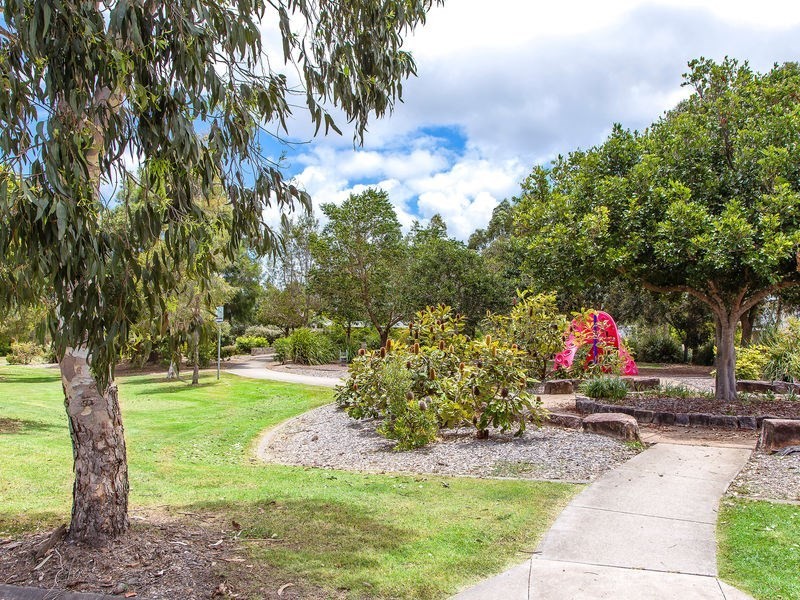 9 Mansell Street, Meridan Plains QLD 4551