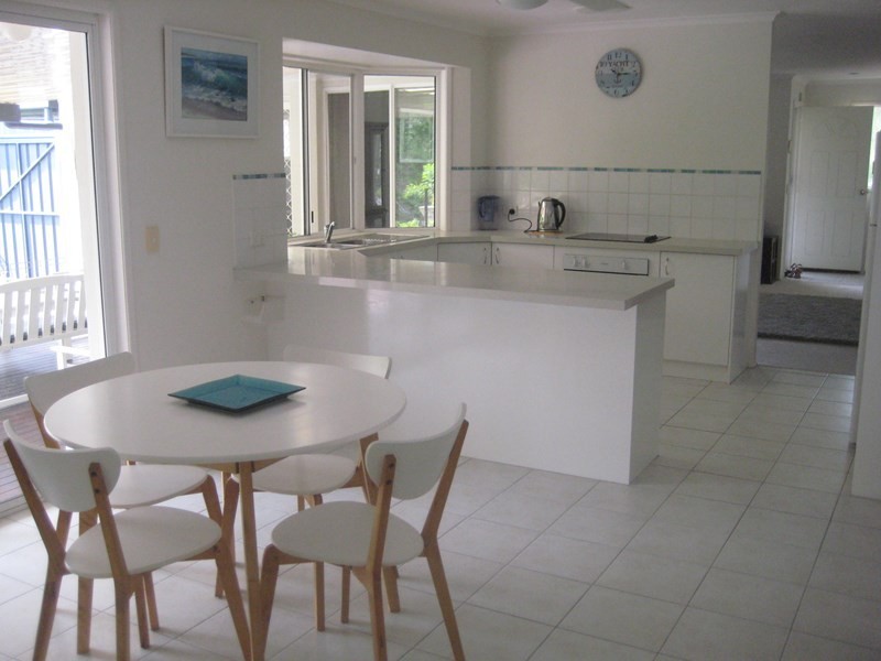 8 Minnow Court, Currimundi QLD 4551
