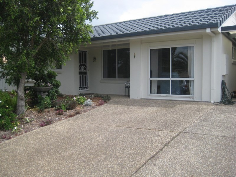 8 Minnow Court, Currimundi QLD 4551