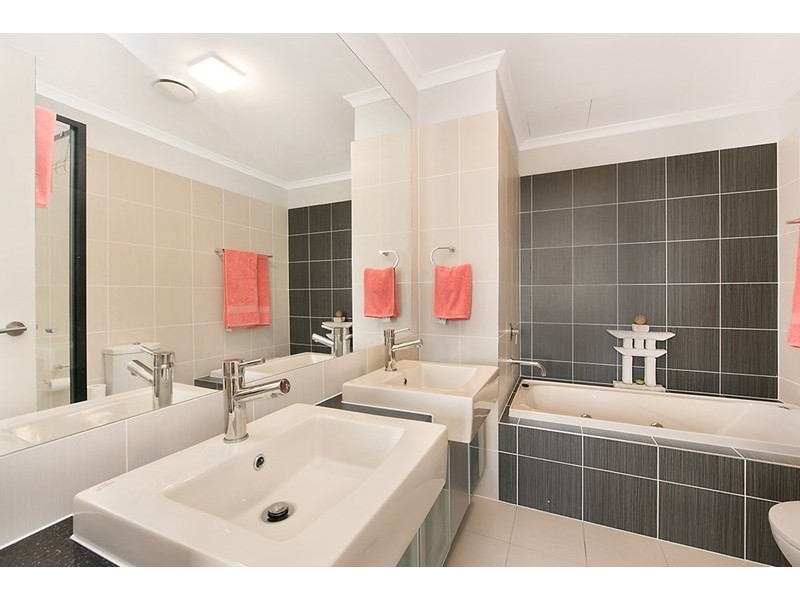 Unit 706/75 Landsborough Parade, Golden Beach QLD 4551