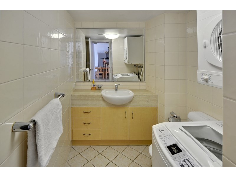 Unit 69 ‘Grand Palais’ 188-192 Alexandra Parade, Alexandra Headland QLD 4572