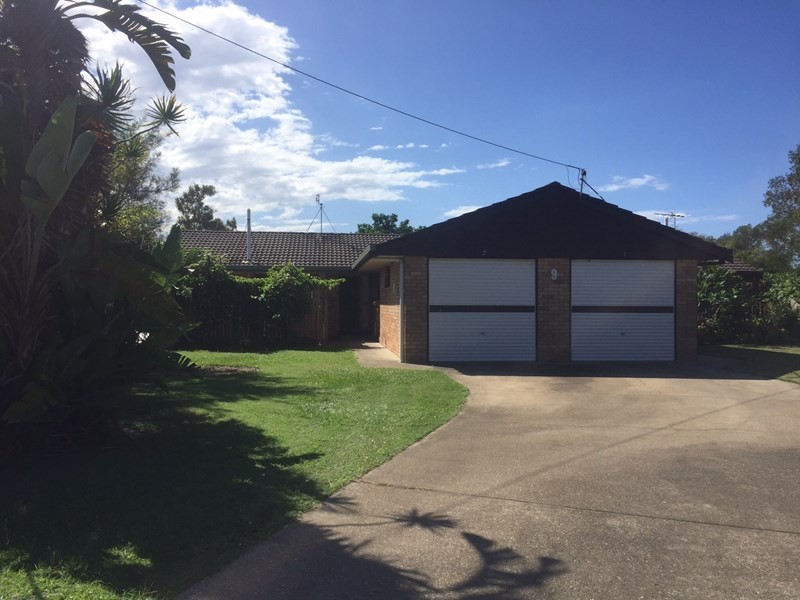 2/9 Robe Street, Currimundi QLD 4551