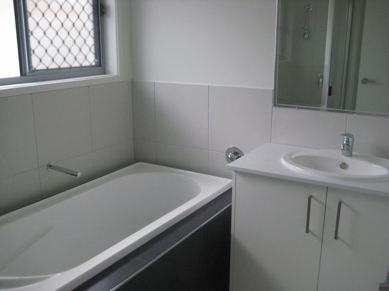 34 MacIntyre Crescent, Pelican Waters QLD 4551