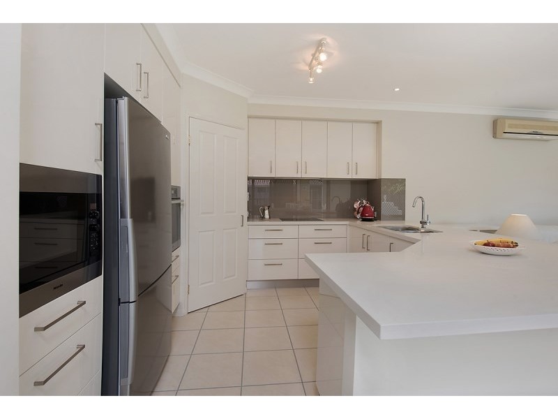 14 Oxford Parade, Pelican Waters QLD 4551