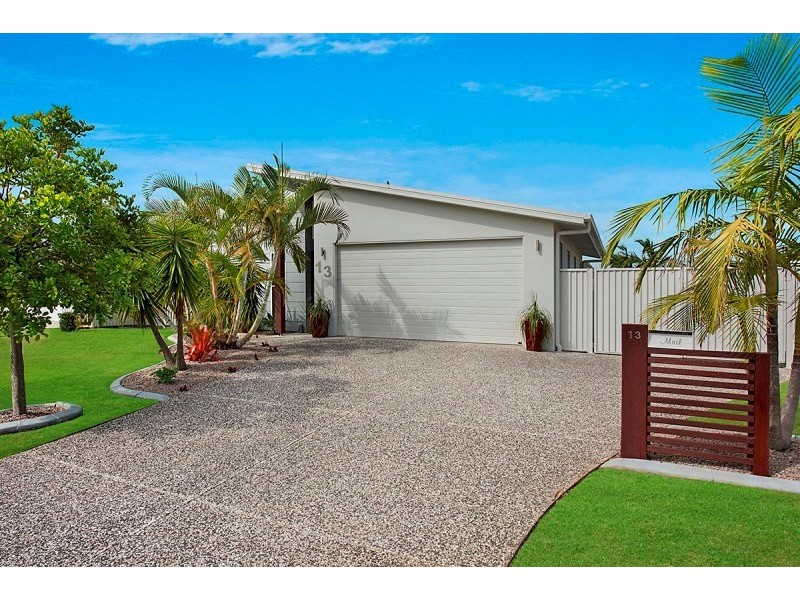 13 Echo Street, Pelican Waters QLD 4551