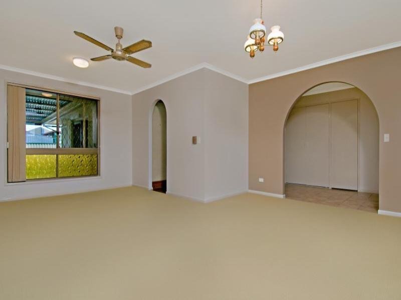 11 Cunningham Court, Golden Beach QLD 4551