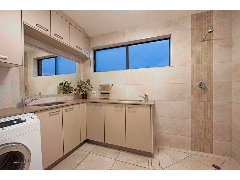 Unit 4/43 Kennedy Parade, Golden Beach QLD 4551