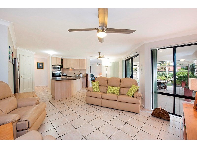 3 Matthew Crescent, Pelican Waters QLD 4551