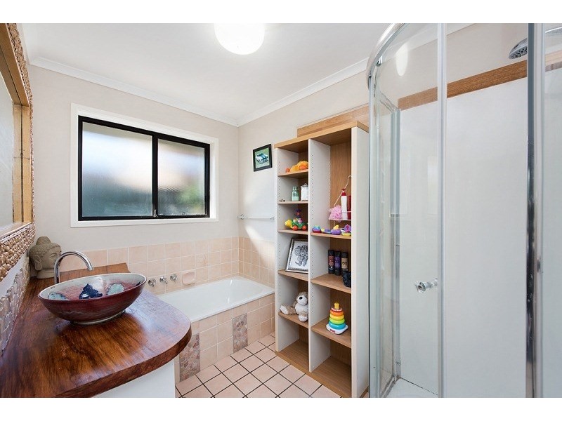 8 Bosun Place, Wurtulla QLD 4575