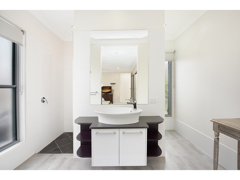 40 Sovereign Circuit, Pelican Waters QLD 4551