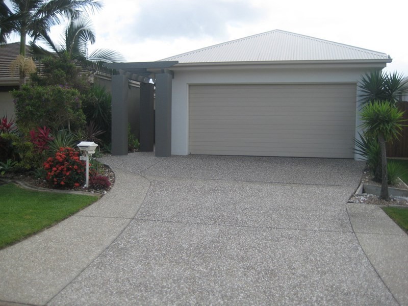 12 Wilkiea Street, Meridan Plains QLD 4551