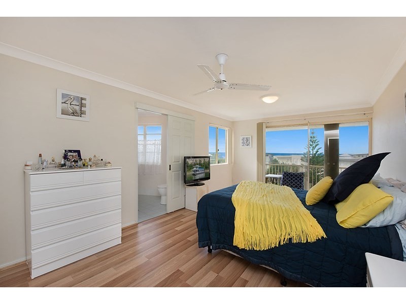 Unit 5 ‘Aztec Apartments’ 3 Ocean Court, Shelly Beach QLD 4551