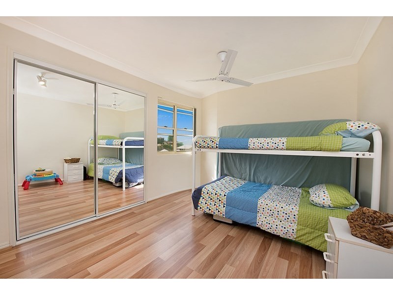 Unit 5 ‘Aztec Apartments’ 3 Ocean Court, Shelly Beach QLD 4551