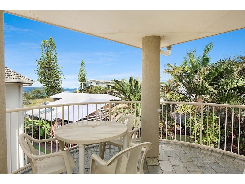 Unit 5 ‘Aztec Apartments’ 3 Ocean Court, Shelly Beach QLD 4551