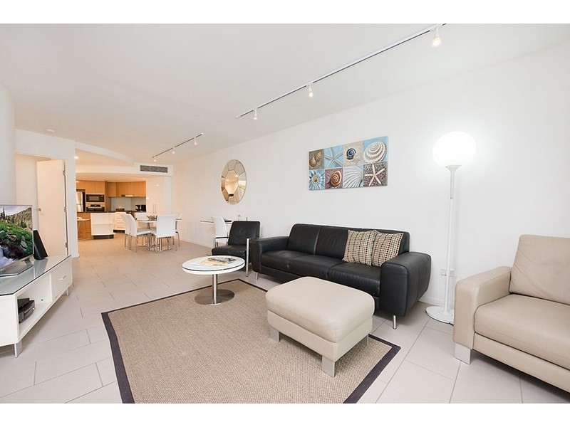 Unit 216/10 Leeding Terrace, Caloundra QLD 4551