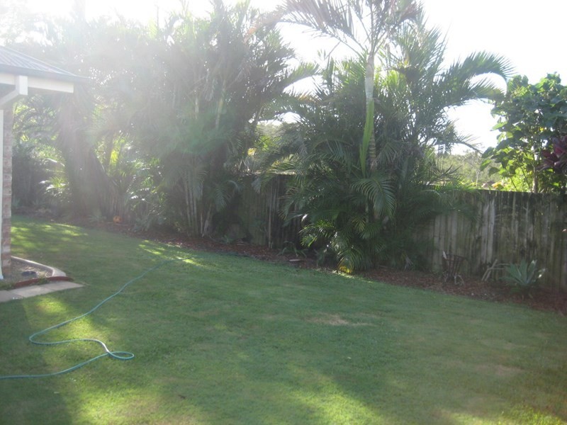 5 Anika Place, Little Mountain QLD 4551