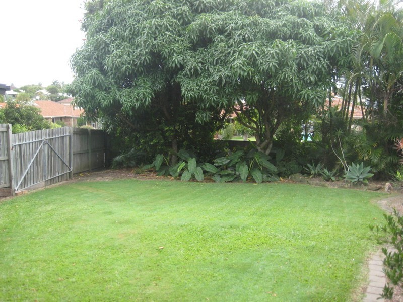 4 Miranda Street, Aroona QLD 4551