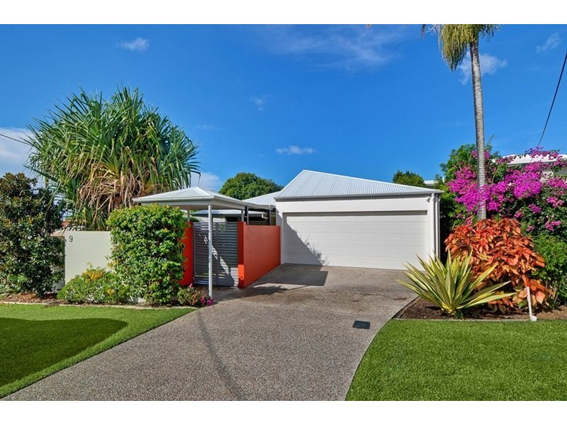 9 Oleander Avenue, Shelly Beach QLD 4551